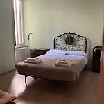 Dng House - Vatican 80 Square